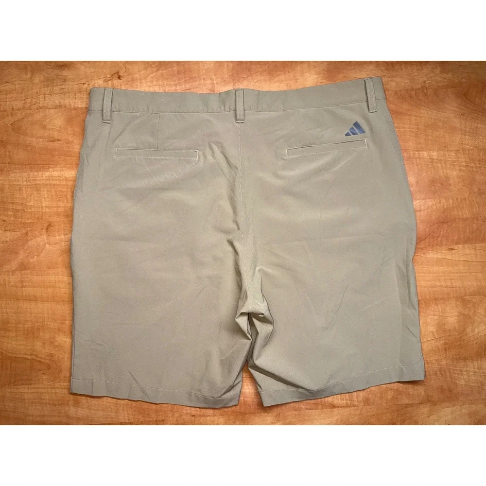 Adidas Golf Ultimate365 Shorts Mens 38 Khaki Tan Stretch Performance